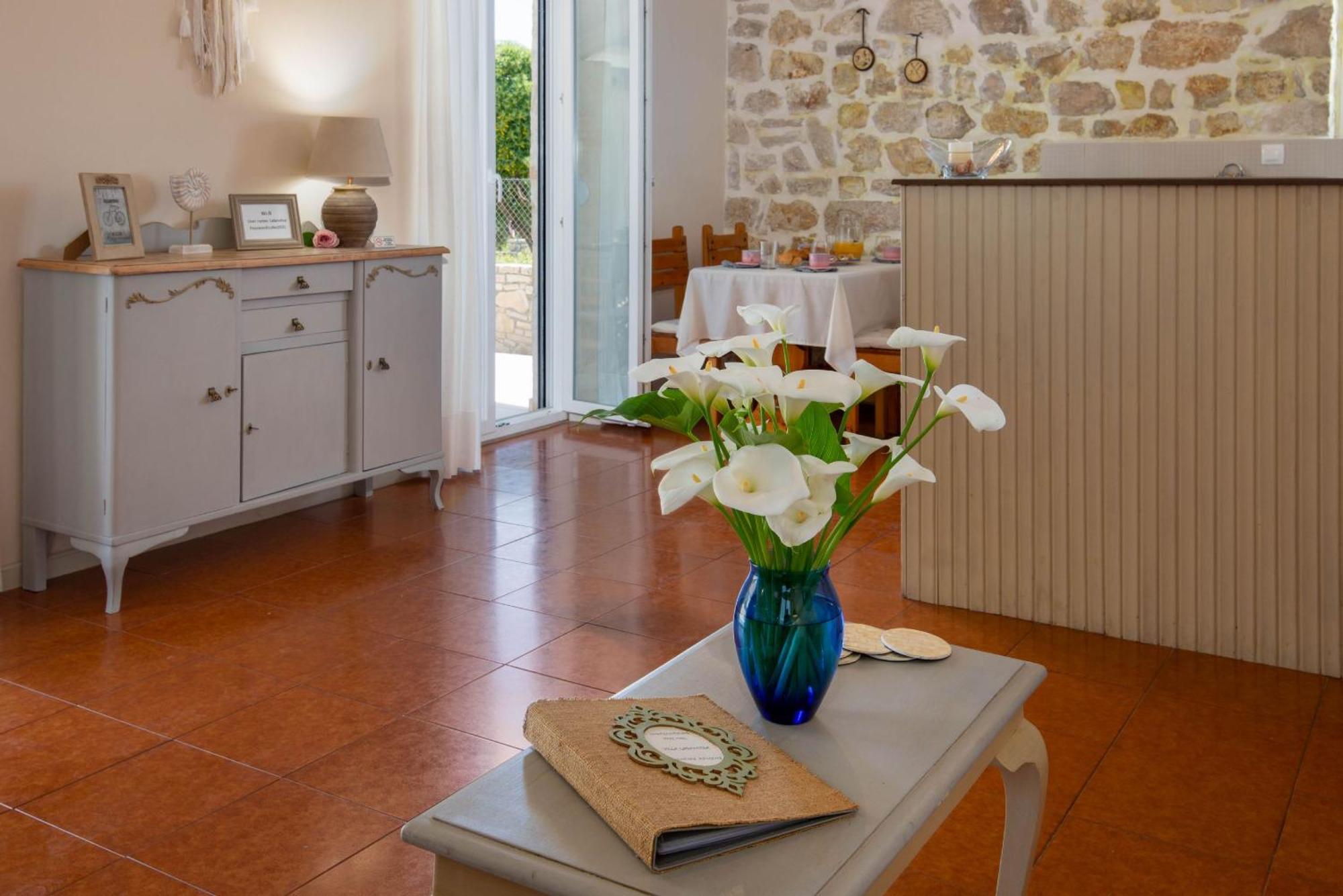 Villa Labovitsa Vlachopoulátika エクステリア 写真